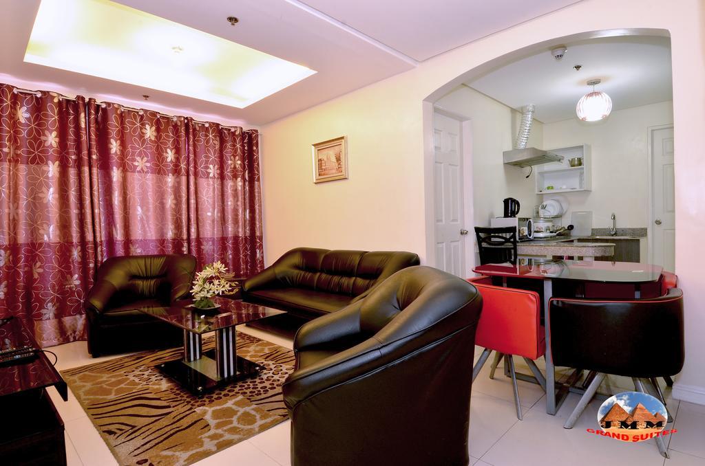 JMM Apartment Suites Manille Extérieur photo