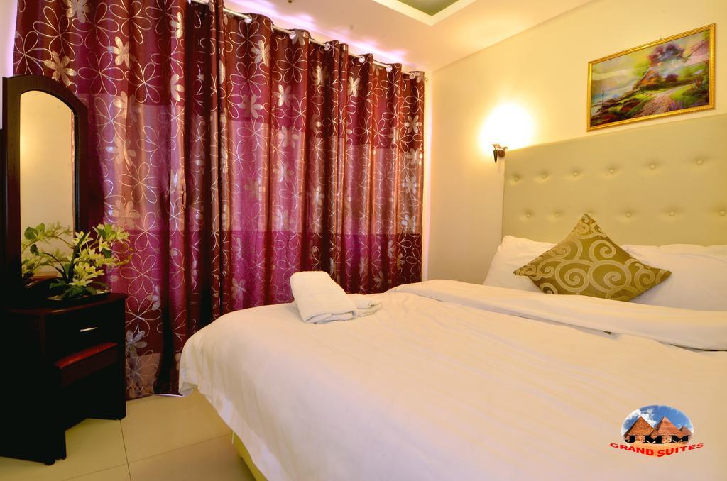 JMM Apartment Suites Manille Extérieur photo