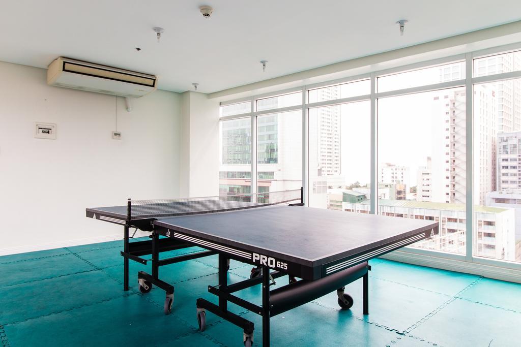 JMM Apartment Suites Manille Extérieur photo