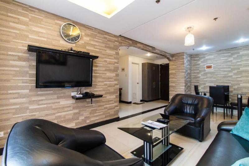 JMM Apartment Suites Manille Extérieur photo